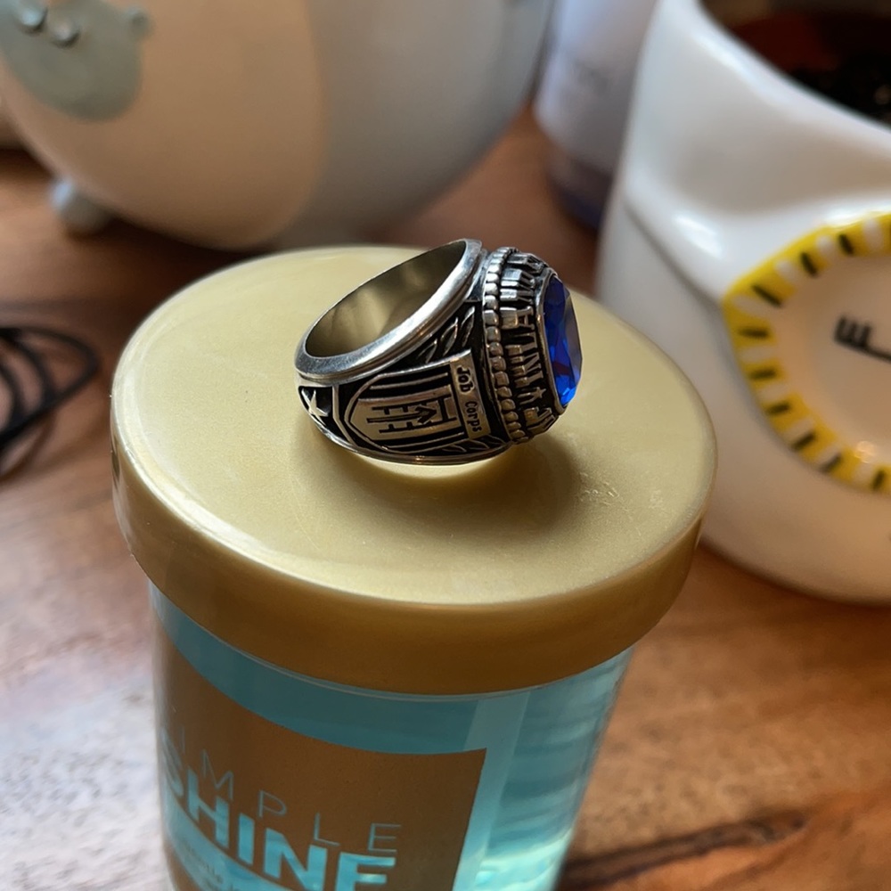 Blue Sapphire ring - Picture 4 of 5